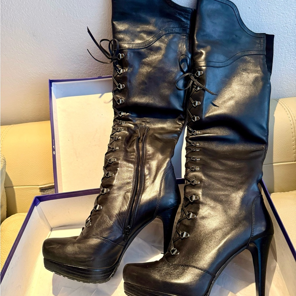 stuart weitzman amazing boots worn 2x